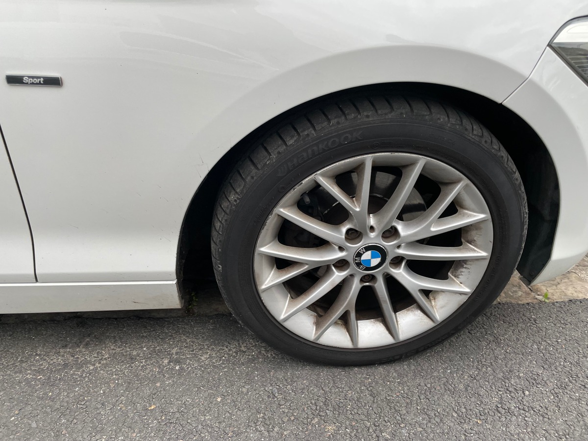 Bmw Série 1 120D SPORT COMFORTLINE