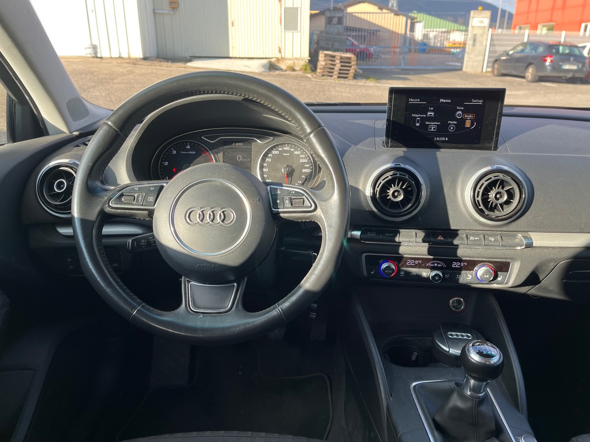 Audi A3 Limousine 1.6 TDI 110cv, Suivi entretien complet, courroie de distrib. OK, sièges chauffants