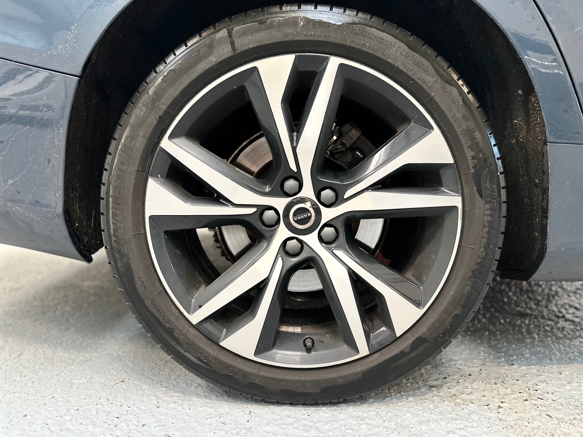 Volvo V60 II B4 197cv START GEARTRONIC 8 Entretient complet Volvo à jour