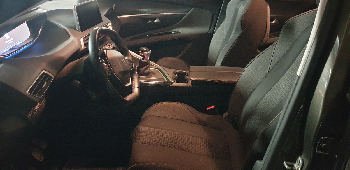 Peugeot 5008 1.2 Pure Tech 130 BVM Style (En cours de préparation)