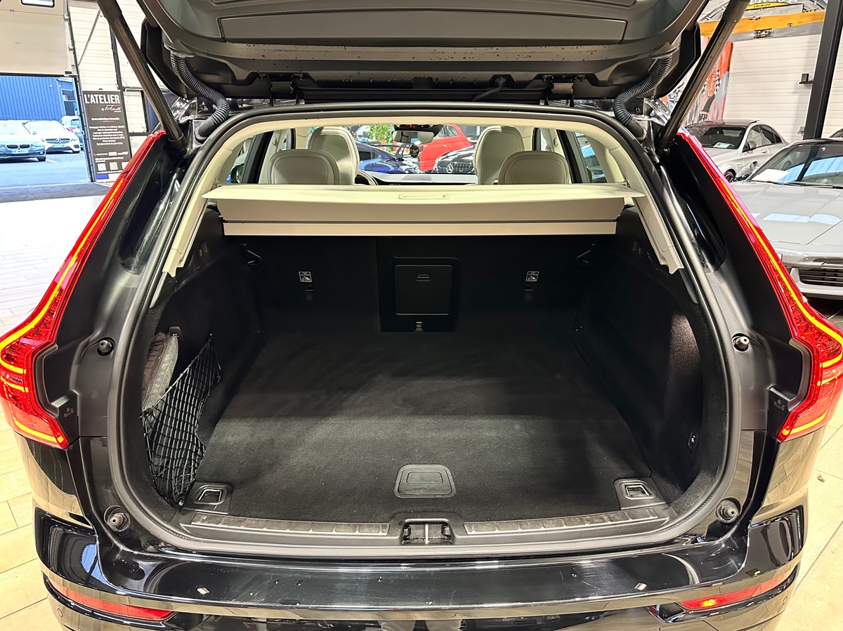 Volvo XC60 II (2) T6 Recharge AWD 253 + 87 Inscription Geartronic 8 340 Options+++ j