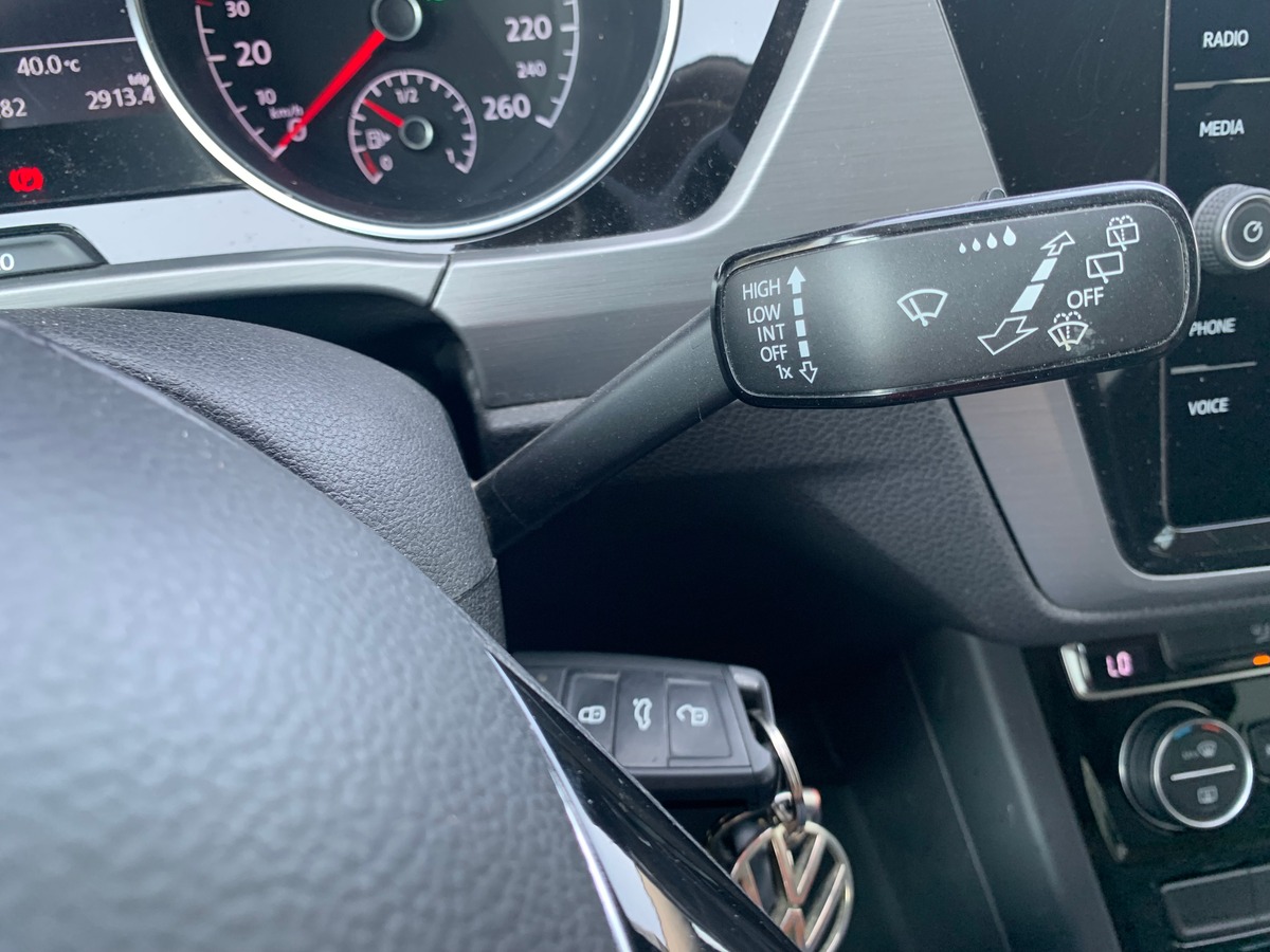Volkswagen Touran 150 ch | Lounge business | Caméra de recul | Régulateur vitesse | Apple car Play