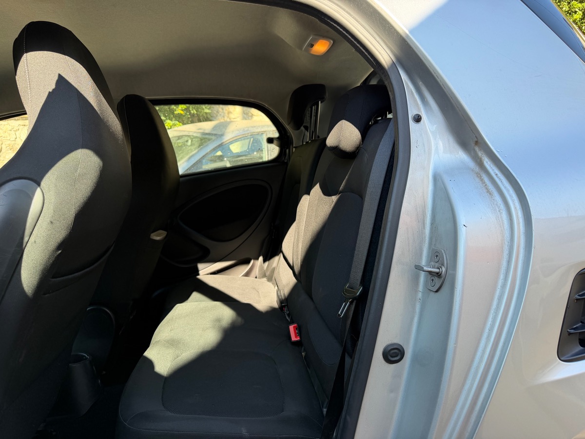 Smart Forfour 90CV / Prime / GPS/ 1er main / Km réel / intérieur Cuir