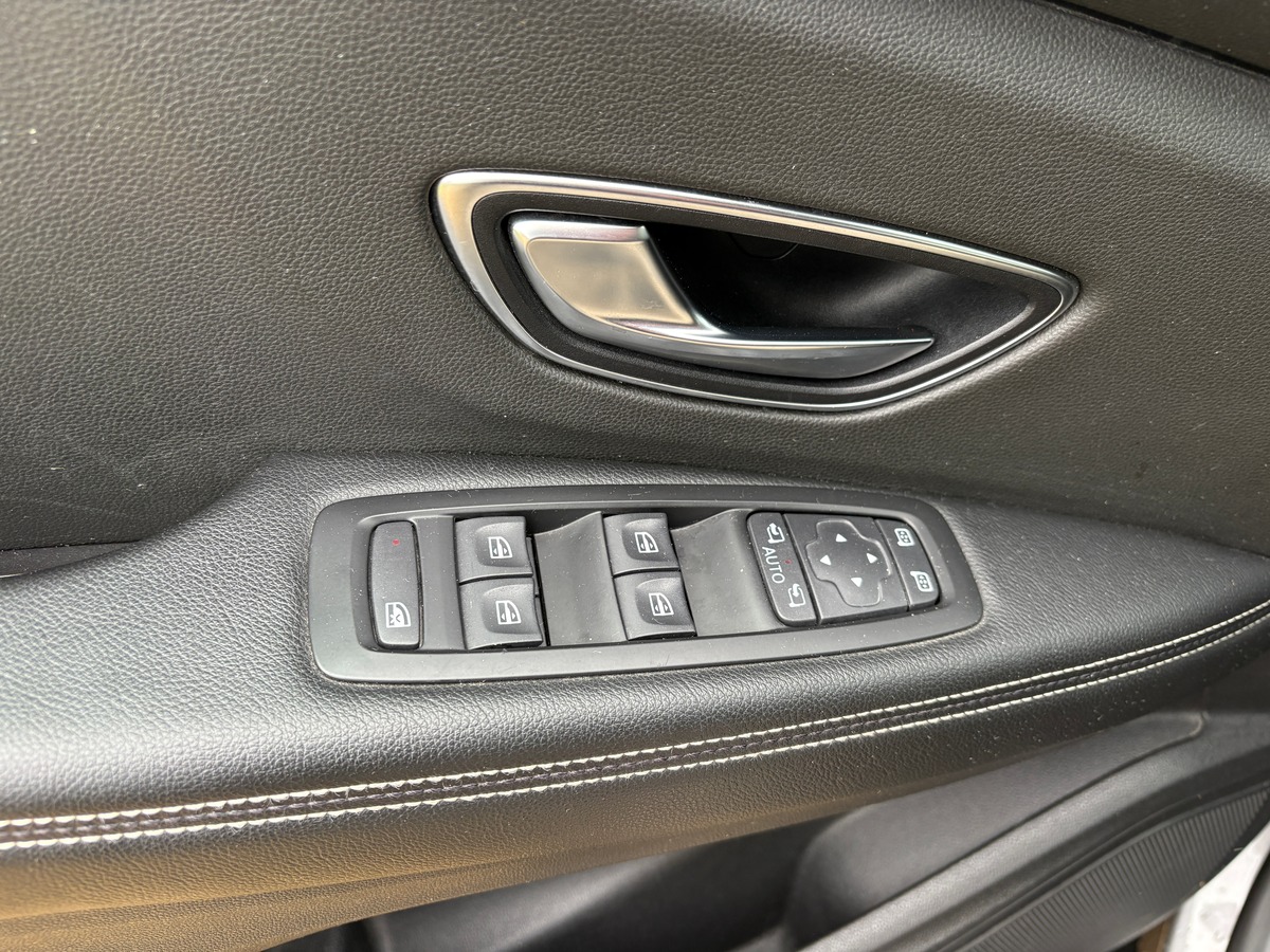 RENAULT Grand Scenic dci 110 ENERGY 7places