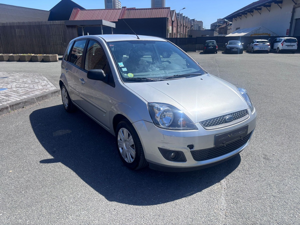 Ford Fiesta V 1.25 60 TREND 5P - Révisée - Garantie