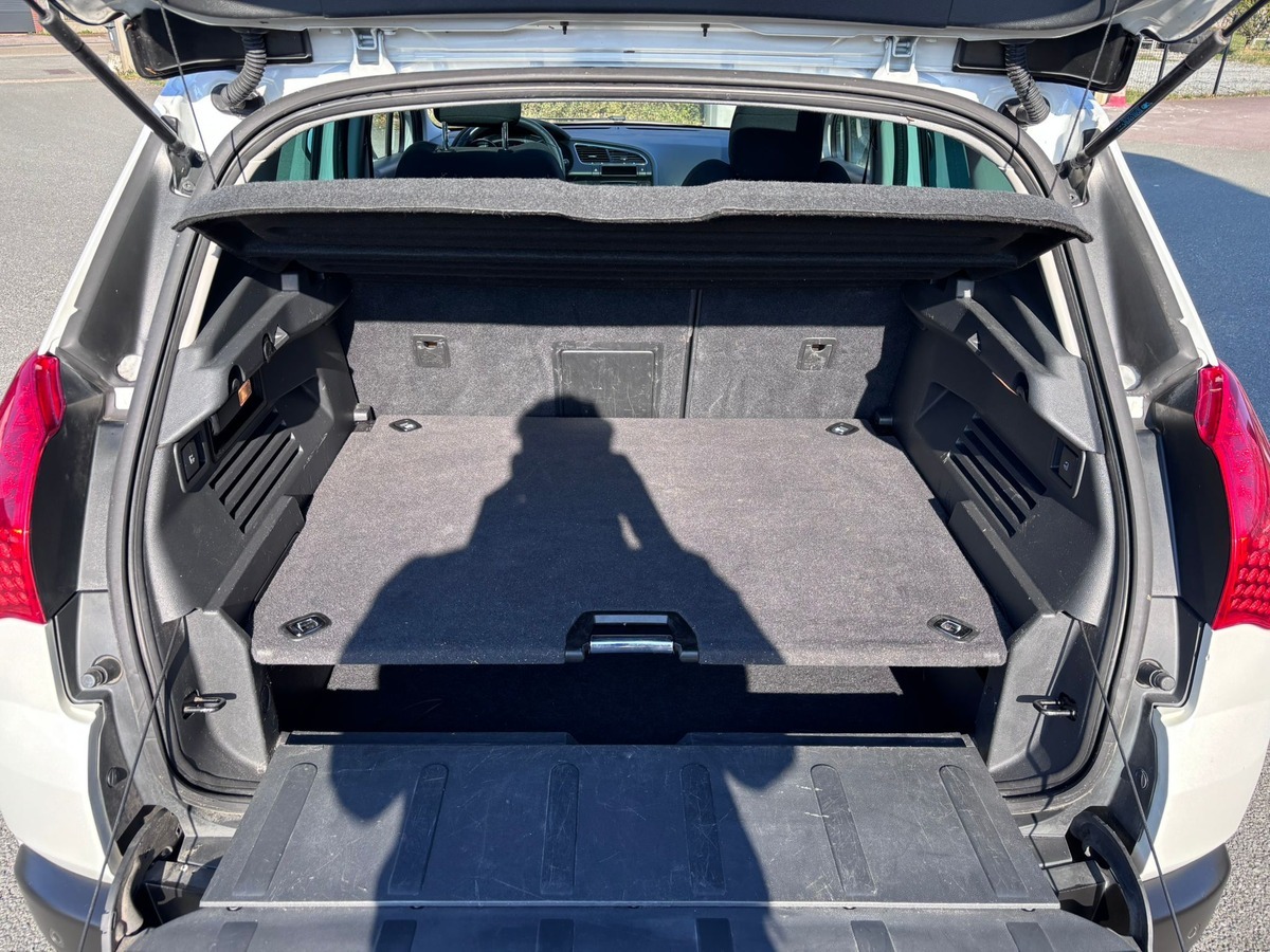 Peugeot 3008 1.6 HDi 110CH Style - Attelage - Révisé - Garantie