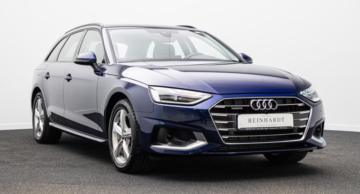 Audi A4 Avant V 45 TFSI 265ch Advanced quattro S tronic 7 Bleu Navarre Caméra 360