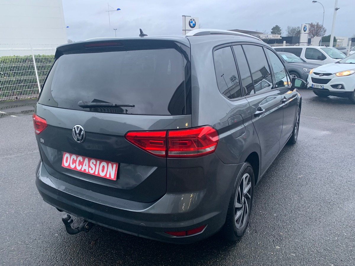 Volkswagen Touran 115 | Connect | 7 Places | Caméra recul | GPS | Bluetooth | Régulateur vitesse