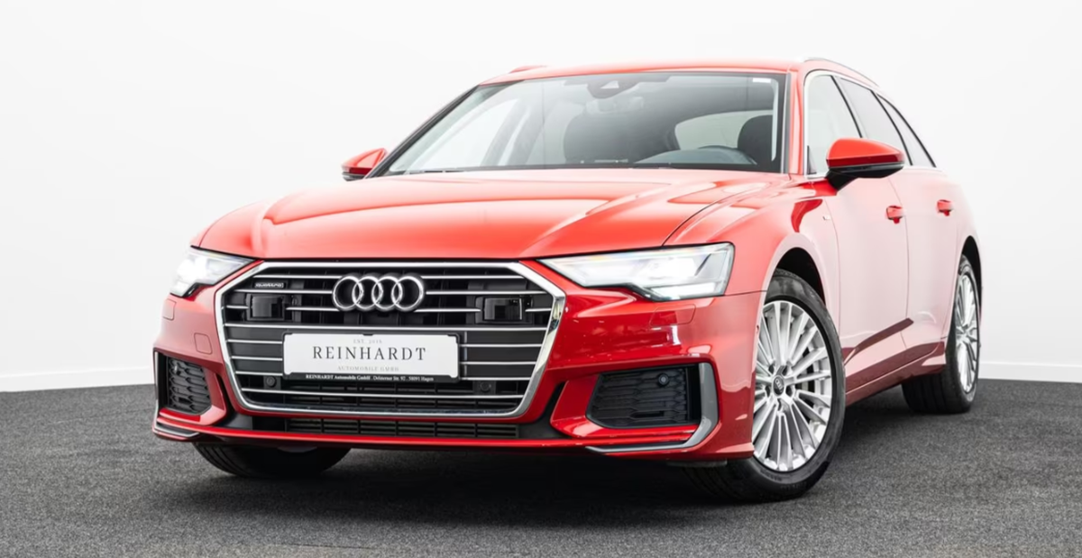 Audi A6 Avant V 55 TFSI 340ch S line quattro S tronic 7 Rouge tango Attelage