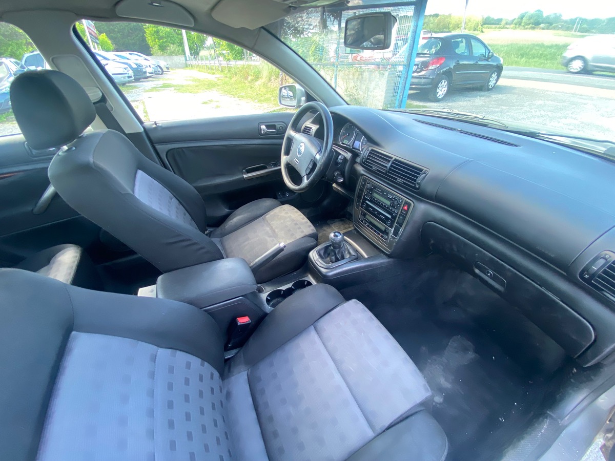 Volkswagen Passat 1.9 TDI 130cv 04/2001 boite 6 vitesse 