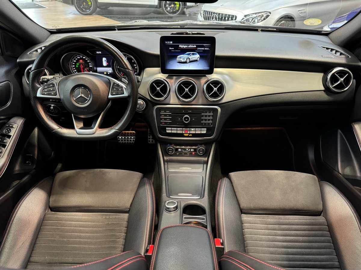 Mercedes-Benz GLA 220D 4MATIC 7G-DCT 170CV FASCINATION AMG APPLE CAR PLAY/ ATTELAGE