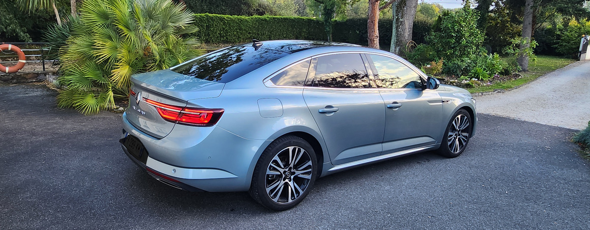RENAULT Talisman 160 ch | Initiale Paris