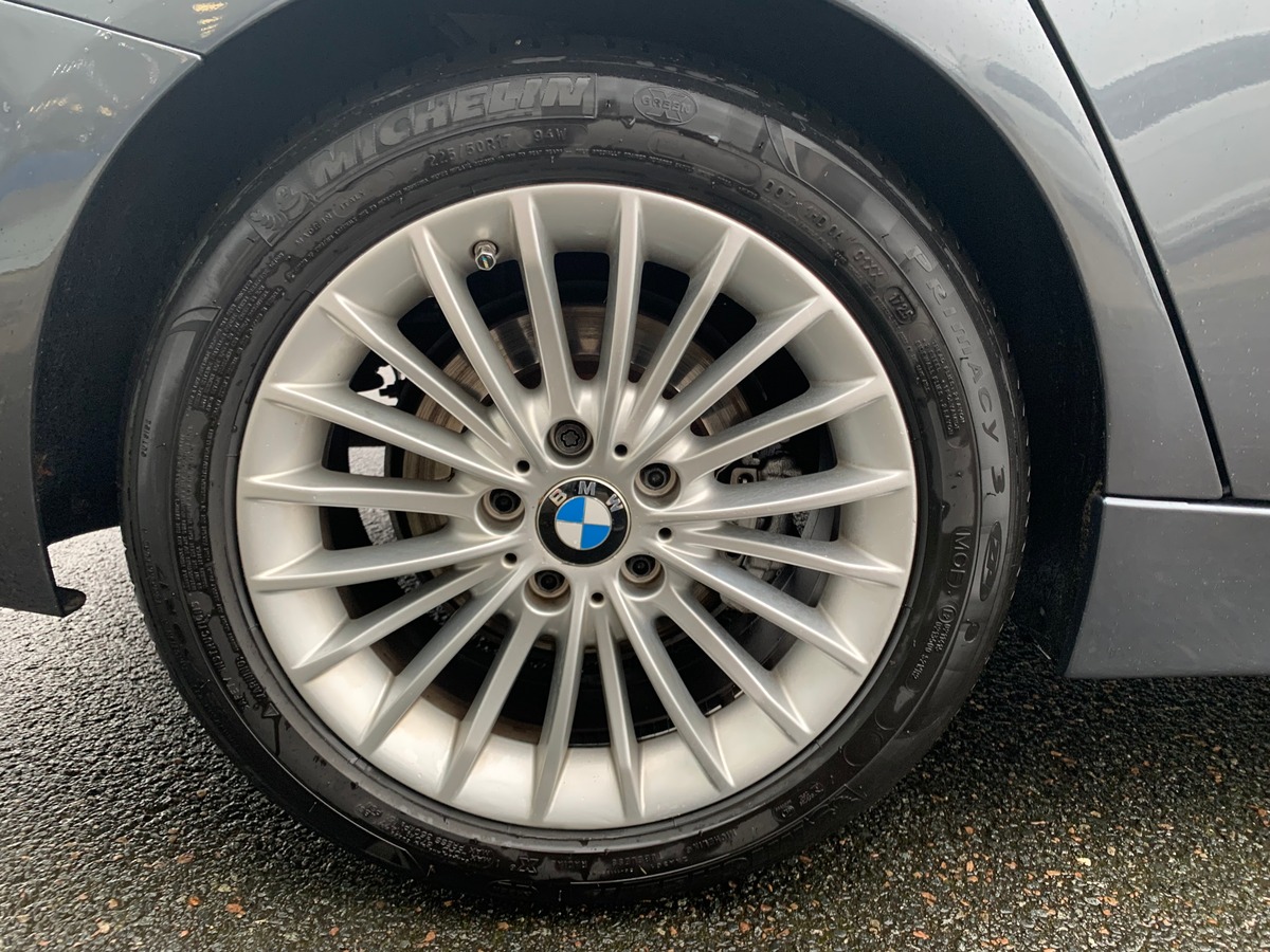 Bmw Série 3 184 | Luxury | Cuir | Radar avant arriére | Historique maintenance | Démarrage sans clé