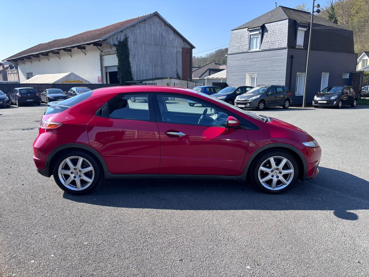 Honda Civic 2.2 CTDI 140 Elegance - Révisée - Garantie