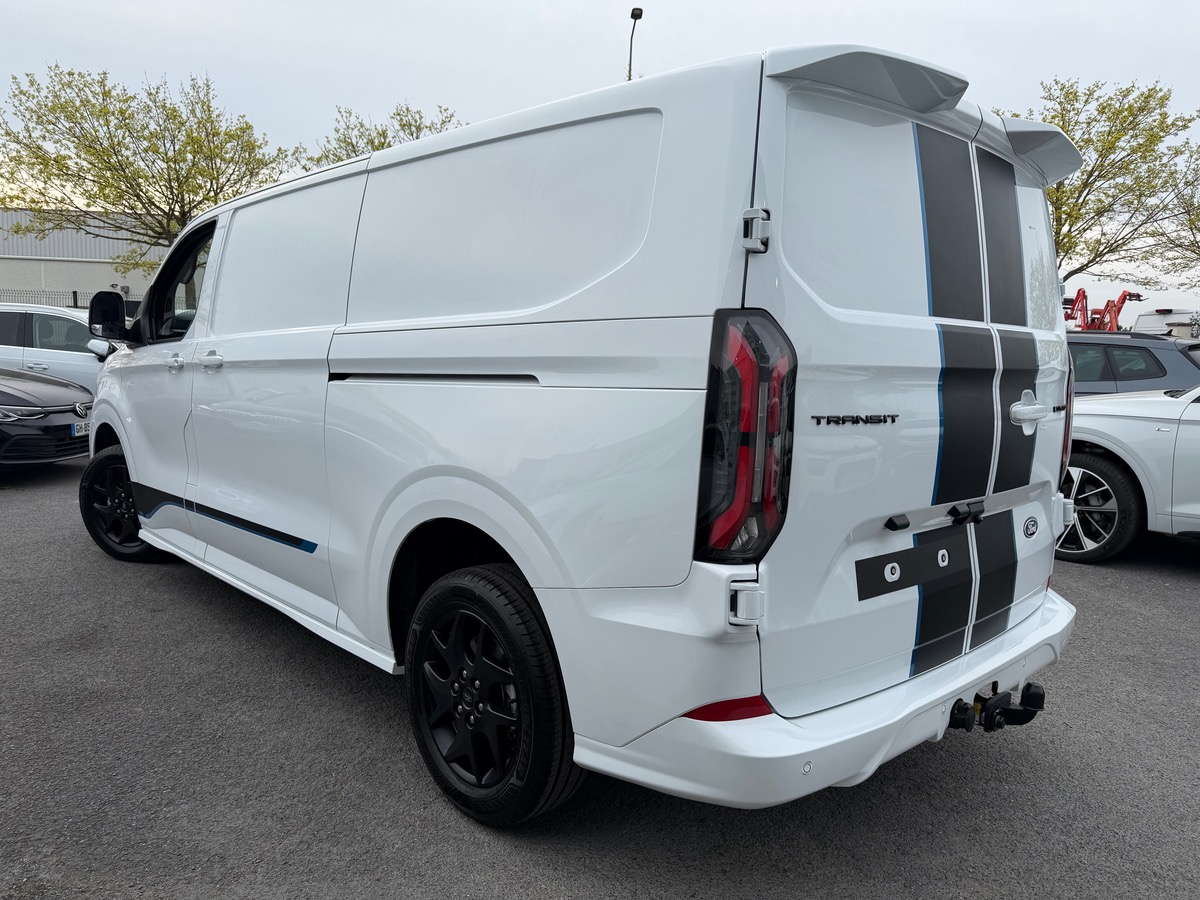 Ford TRANSIT CUSTOM 320 L2H1 2.0 TDCI 170CH BVA8 SPORT / TVA RÉCUPÉRABLE