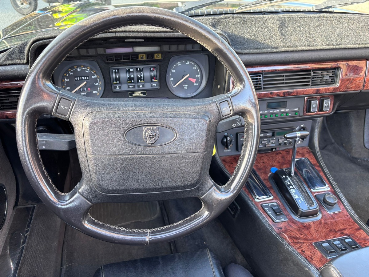 Jaguar XJS Cabriolet V12 289cv boite automatique
