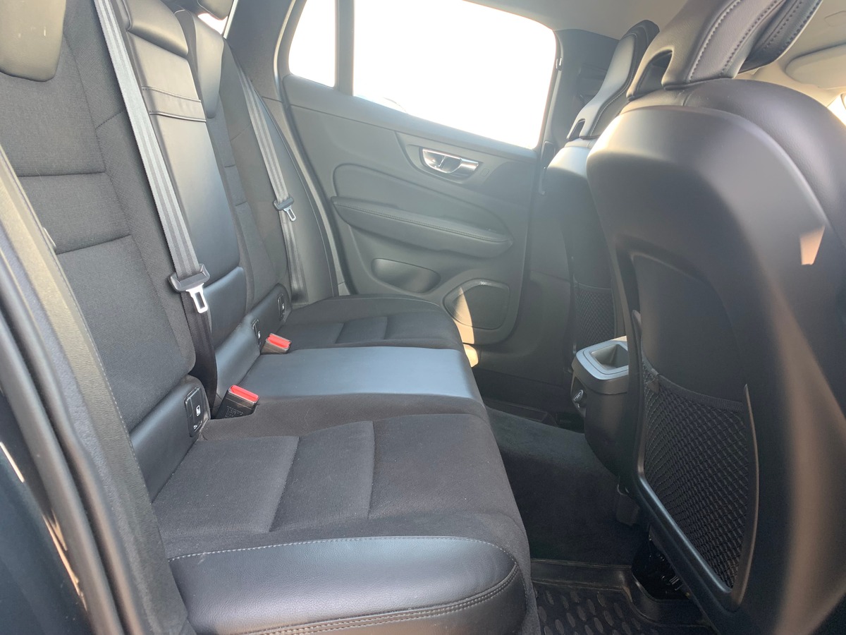 Volvo V60 150 ch | Momentum business | Caméra de recul | Avertisseur Angles Morts | Apple car Play