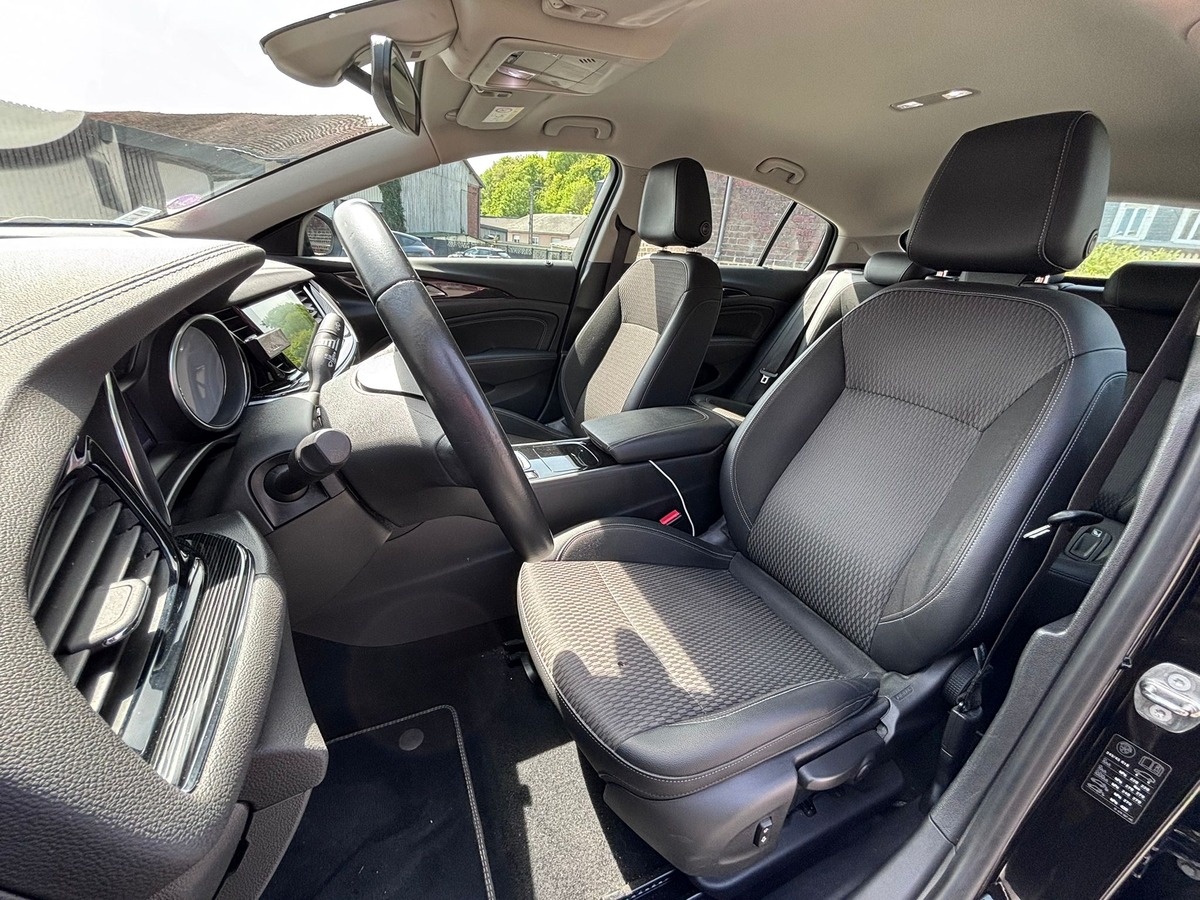 Opel Insigna Grand Sport 1.5 TURBO 165 INNOVATION - APPLE CARPLAY