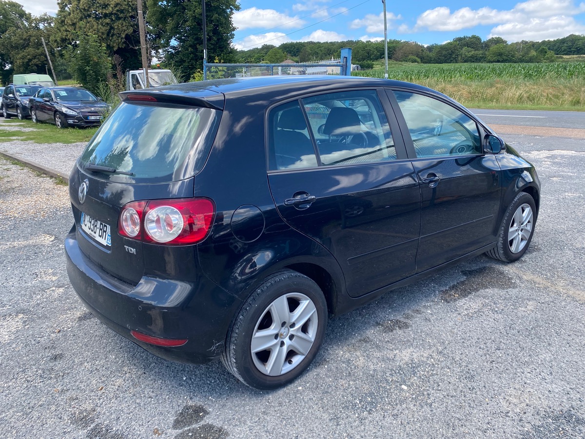 Volkswagen Golf 6 plus 2.0 tdi 110cv 307280km embrayage + volant moteur neuf