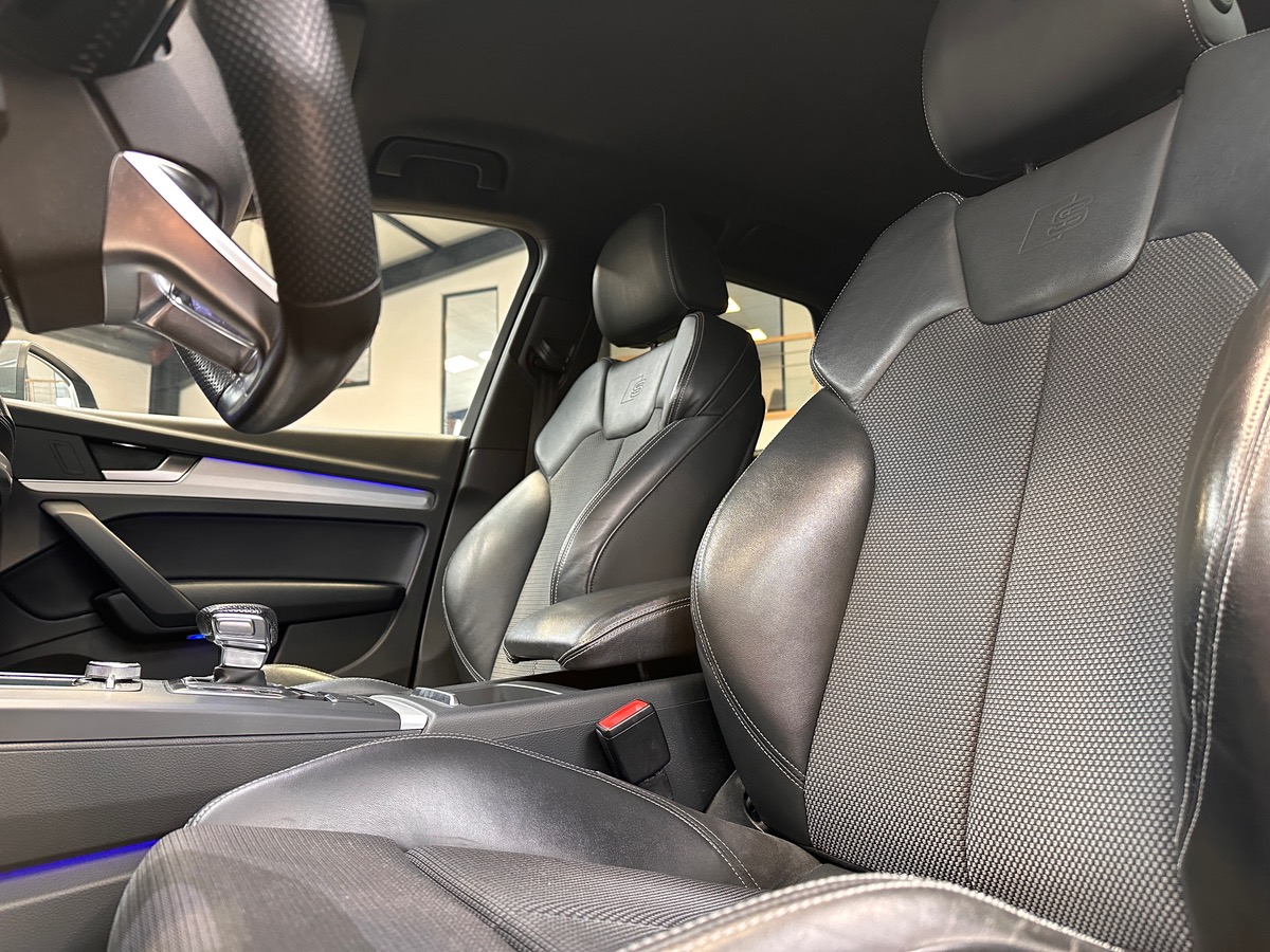 Audi Q5 40 TDI 190 cv S-Line Quattro S-Tronic7 - Attelage électrique - CarPlay