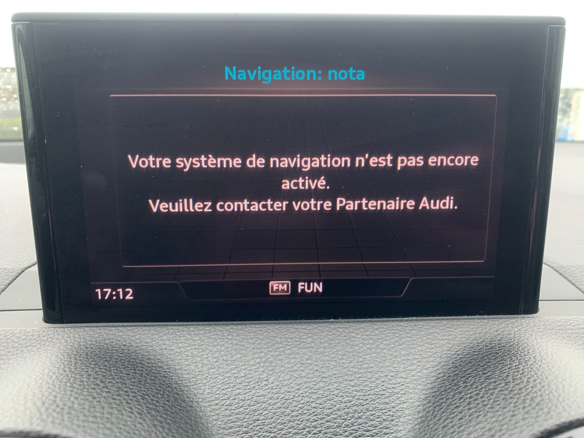 Audi Q2 115 ch | Sport | Toit ouvrant | Régulateur vitesse | Radar | Bluetooth | Coffre électrique