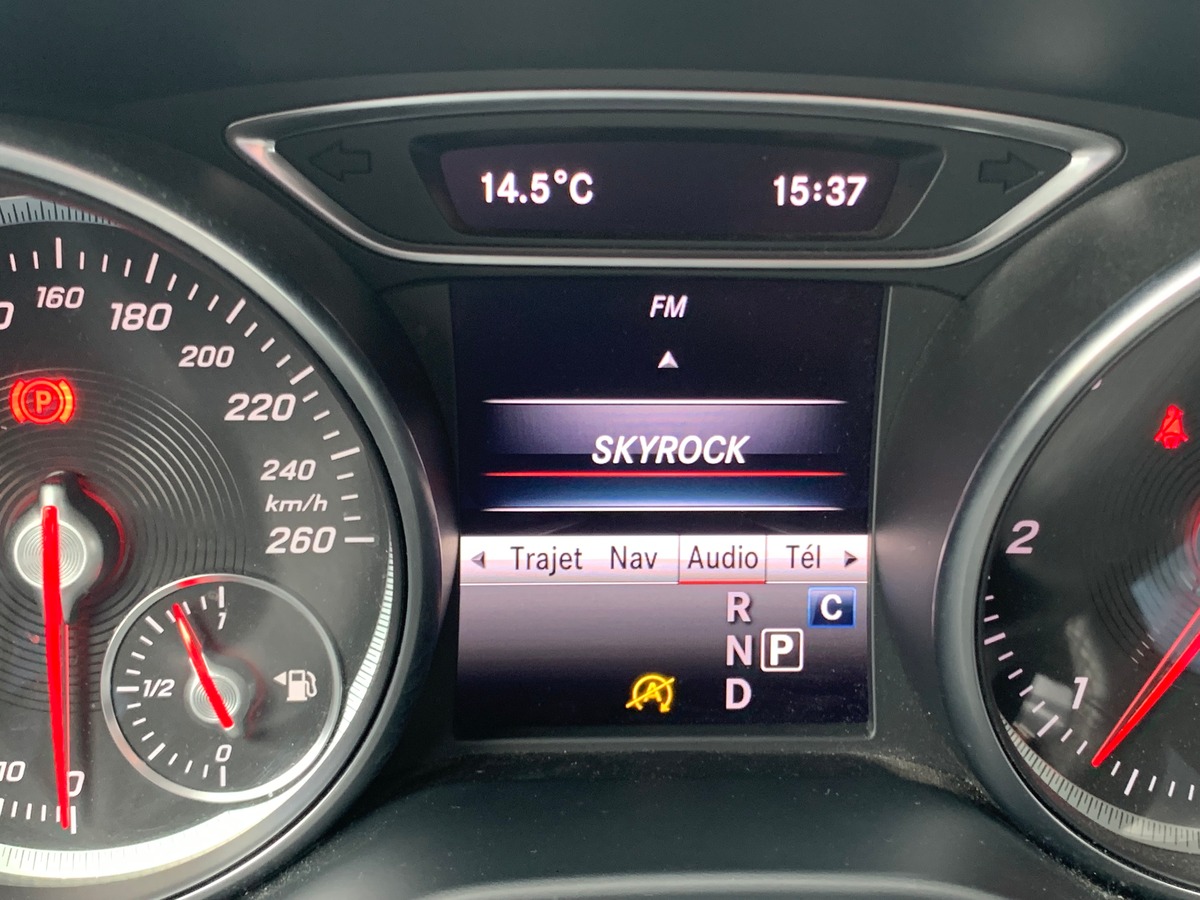 Mercedes-Benz CLA Shooting Brake 136 ch | Business Edition | Caméra de recul | Coffre électrique