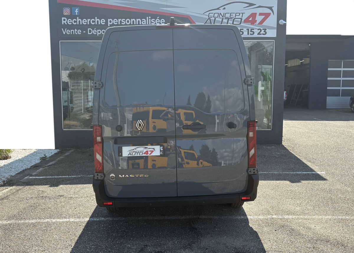 RENAULT Master L2H2 3T5 Blue dCi 150 EXTRA
