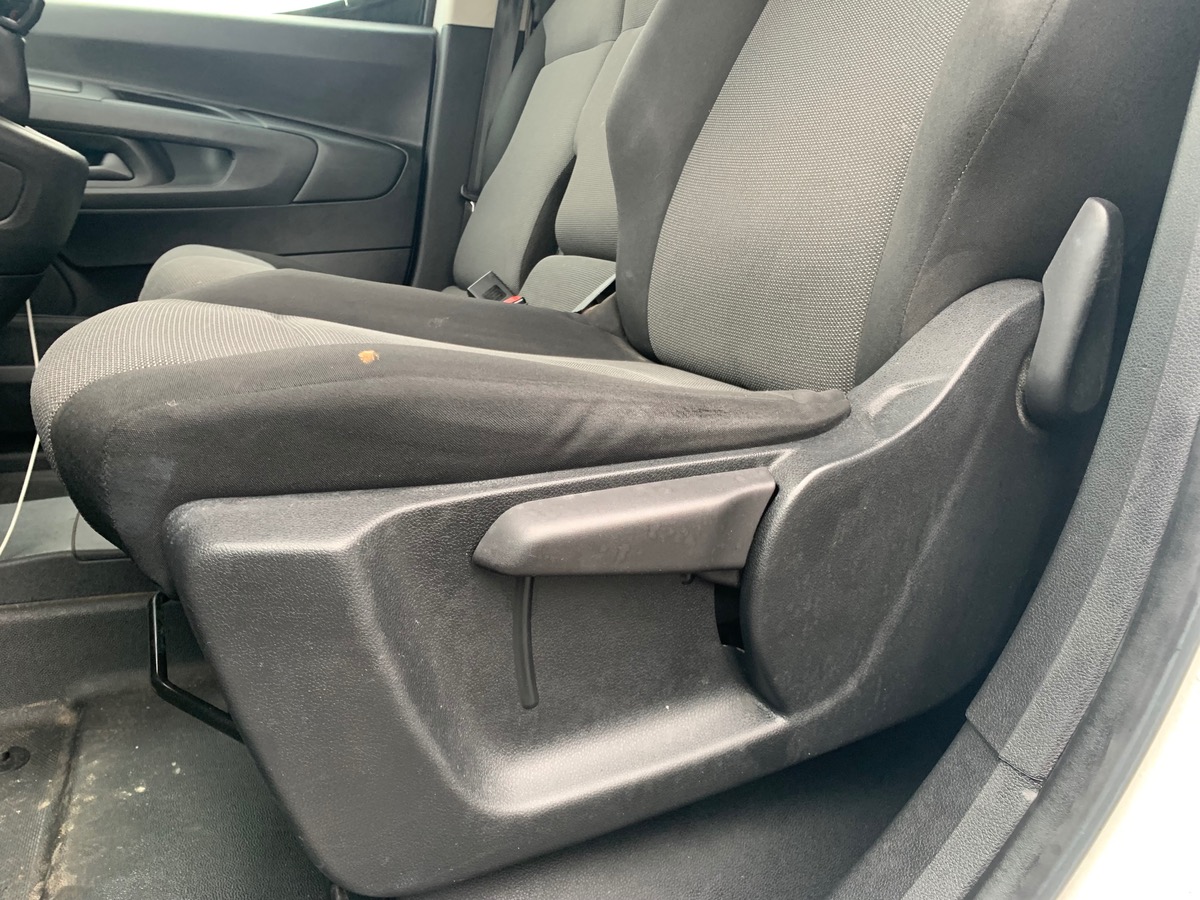 Peugeot Partner 100 ch | PREMIUM | Régulateur de vitesse | Radar de recul | Climatisation | 3 places