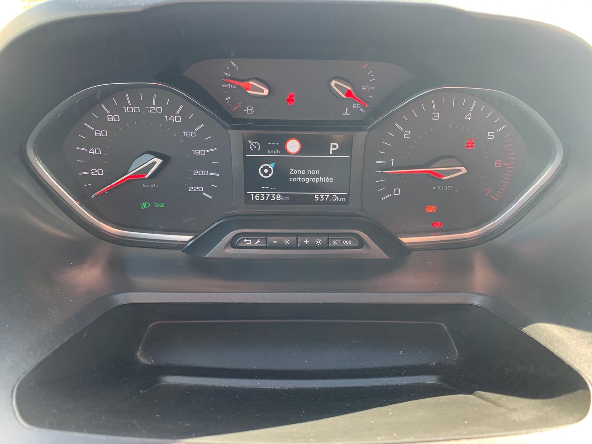 Peugeot Rifter 130 ch | Standard | Allure | Apple car Play | Régulateur de vitesse | Radar arriére