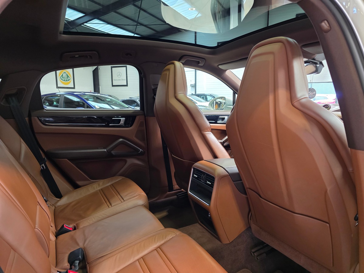 Porsche Cayenne COUPE E-HYBRID 462 FRANCAIS / CRAIE / PACK SPORT DESIGN