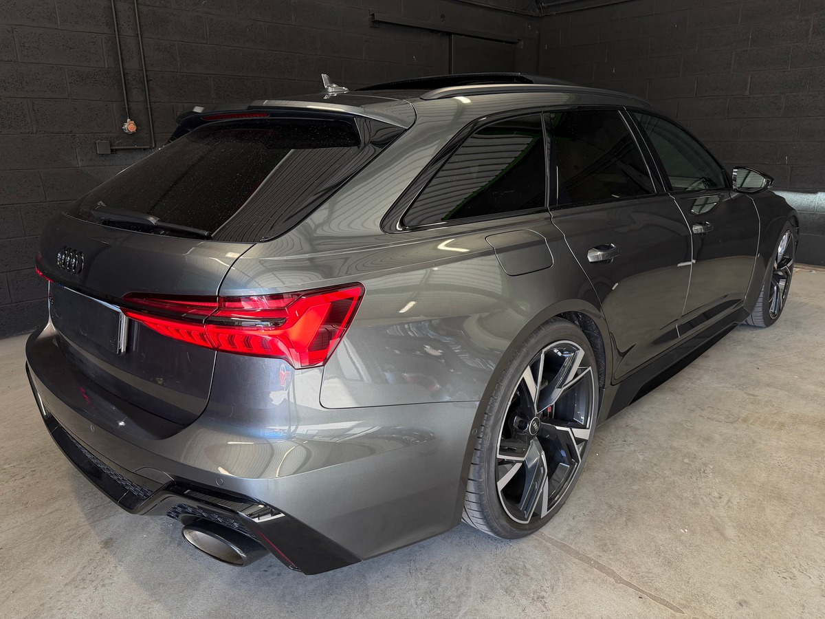 Audi RS6 Avant C8 4.0 V8 600ch FREIN CERAMIQUE / TOIT PANORAMIQUE / SIEGE AV CHAUFFANT VENTILE