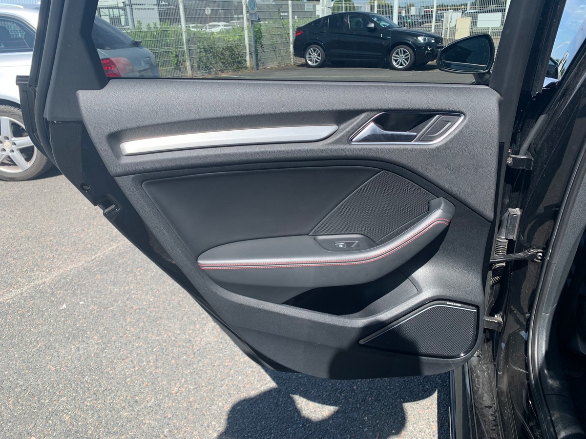 Audi S3 362 ch | Stage 1 | Toit ouvrant | Bang & Olufsen | Régulateur vitesse | Radars | Berline