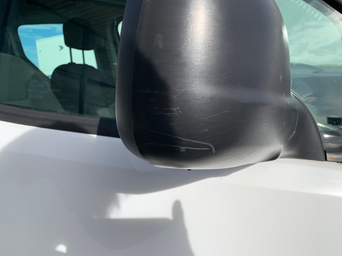 Peugeot Partner 100 ch | 5 Places | GPS | Climatisation | Attelage | Roue secours | Apple car play