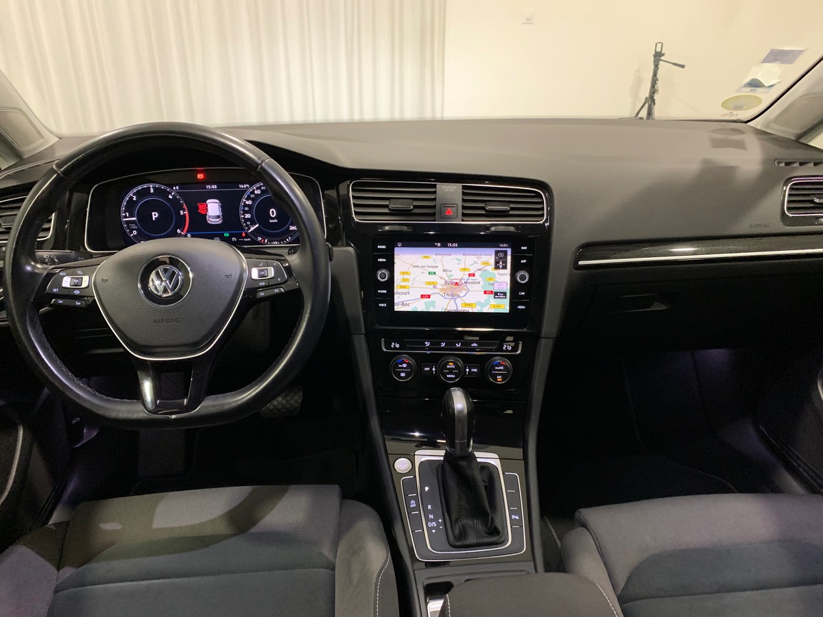 Volkswagen Golf 2.0 TDI 150 CARAT DSG