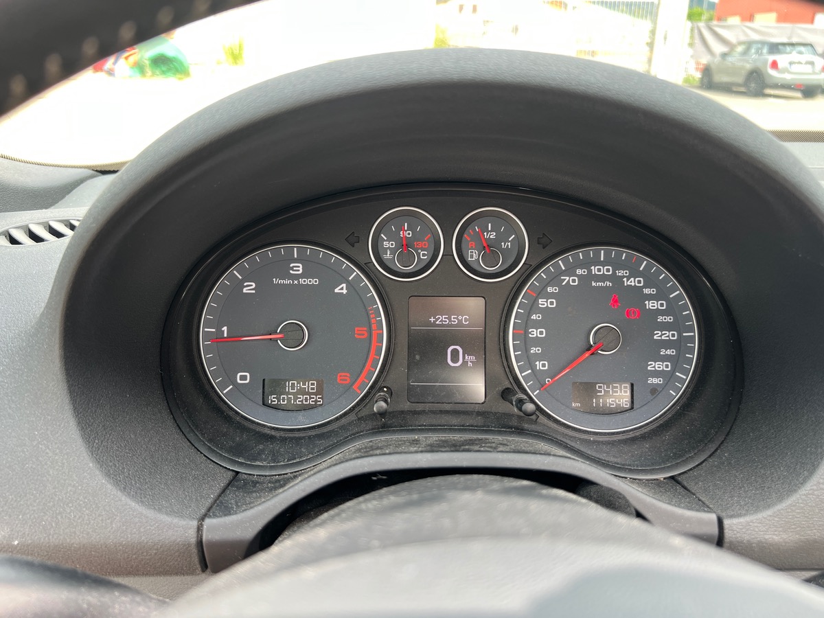 Audi A3 Cabriolet 1,6L TDI 105cv SLINE, SUIVI COMPLET, CARPLAY