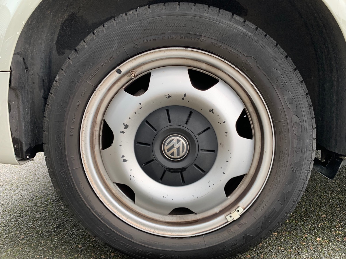 Volkswagen California 150 | COAST | Premiére Main | Attelage | Rallonge lit | Pneus Toutes Saisons