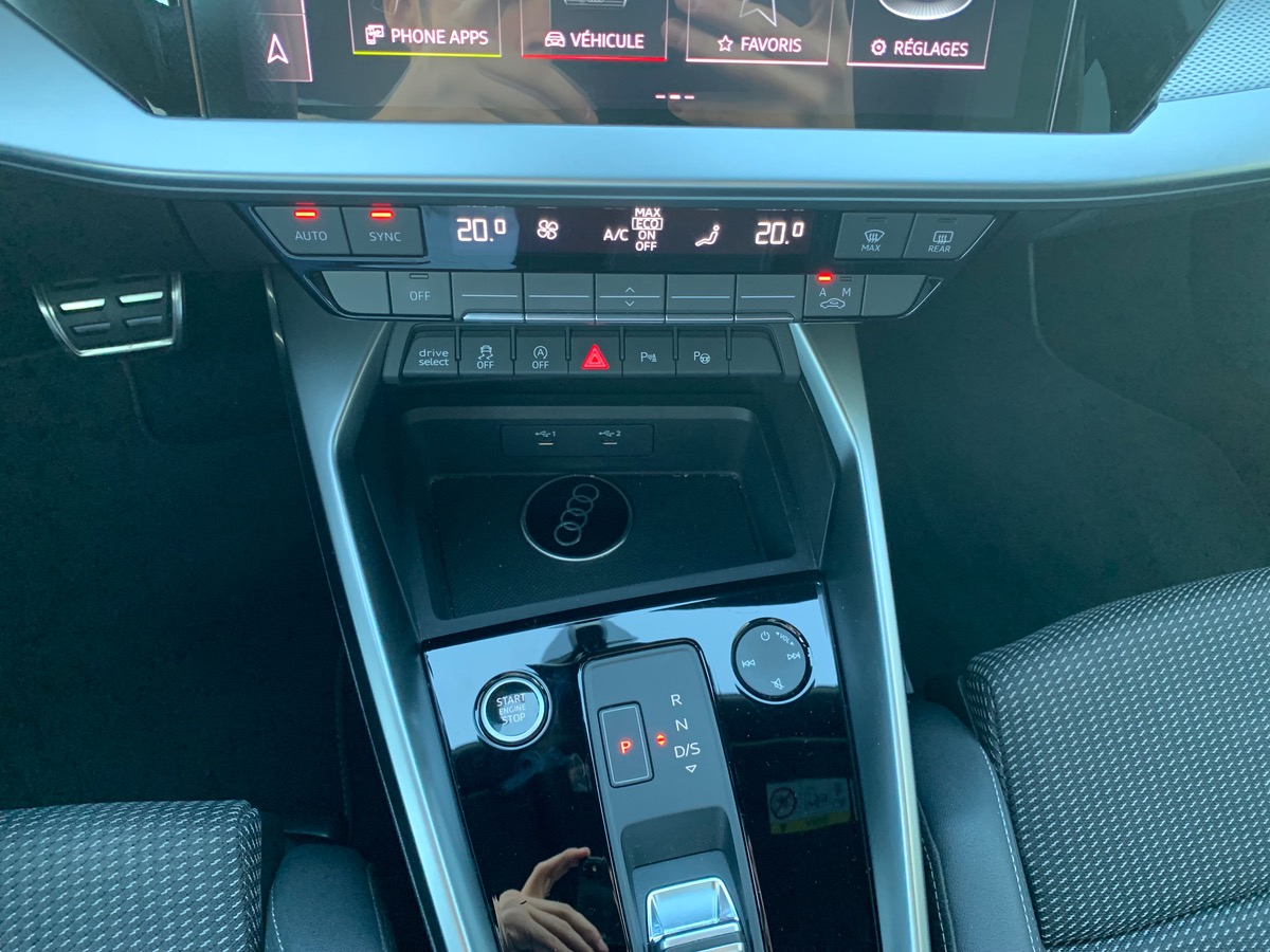 Audi A3 Sportback 150 ch | S-line | Affichage tête haute | Matrix LED clignotants dynamiques