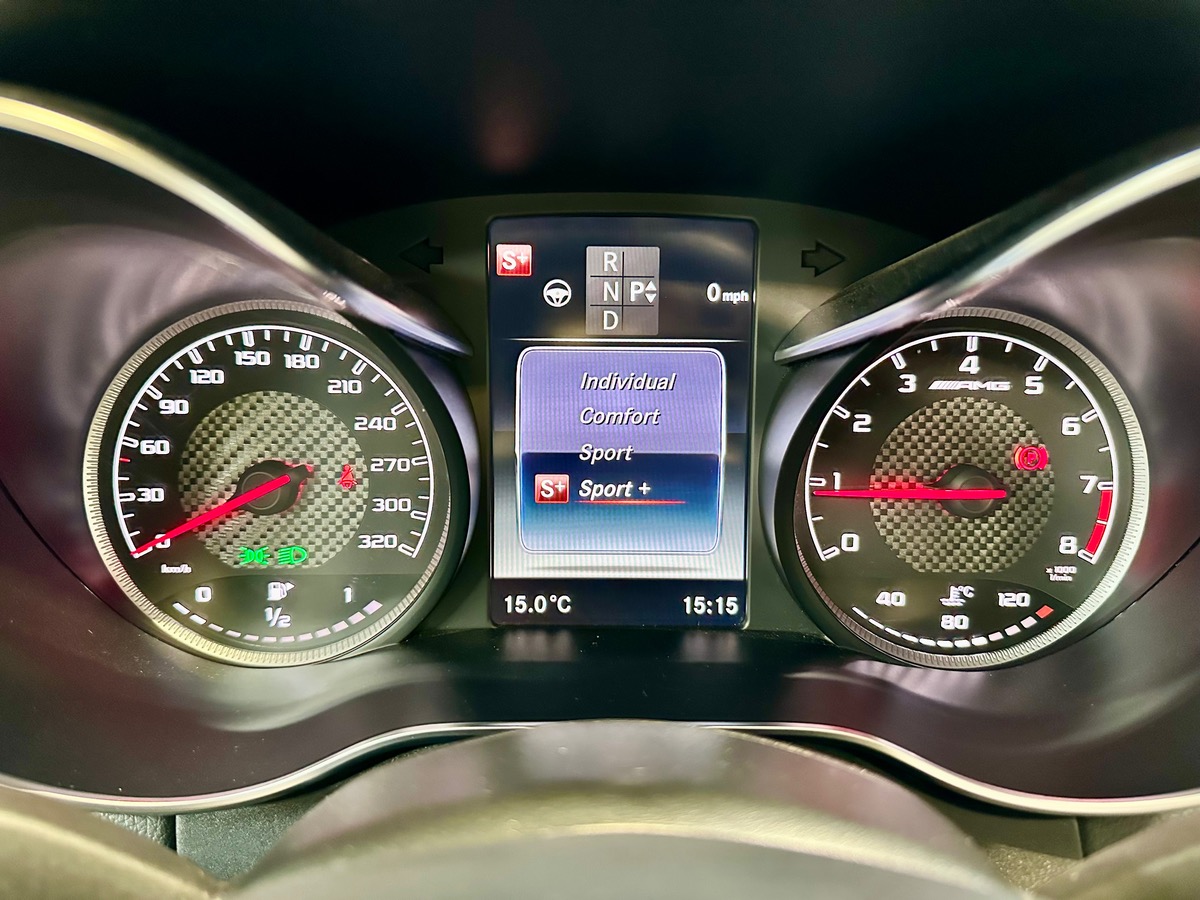 Mercedes Benz Classe C IV 63 AMG 4.0 476 BVA7 Options+++ d