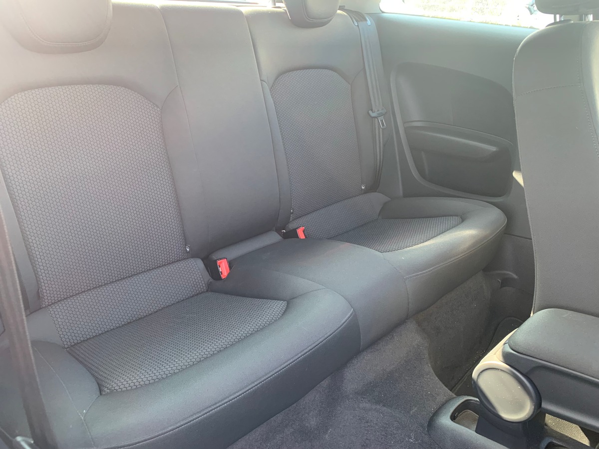 Audi A1 90 chevaux | Régulateur de vitesse | GPS |  Bluetooth | Climatisation | 3 Portes