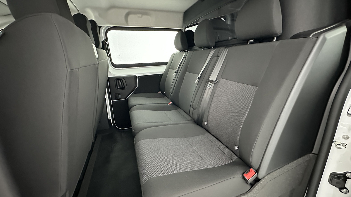 Citroën Jumpy M 2.2 BlueHDi 180ch EAT8 | 30800 euros hors taxes | Pack Sécurité | PLUSIEURS COLORIS