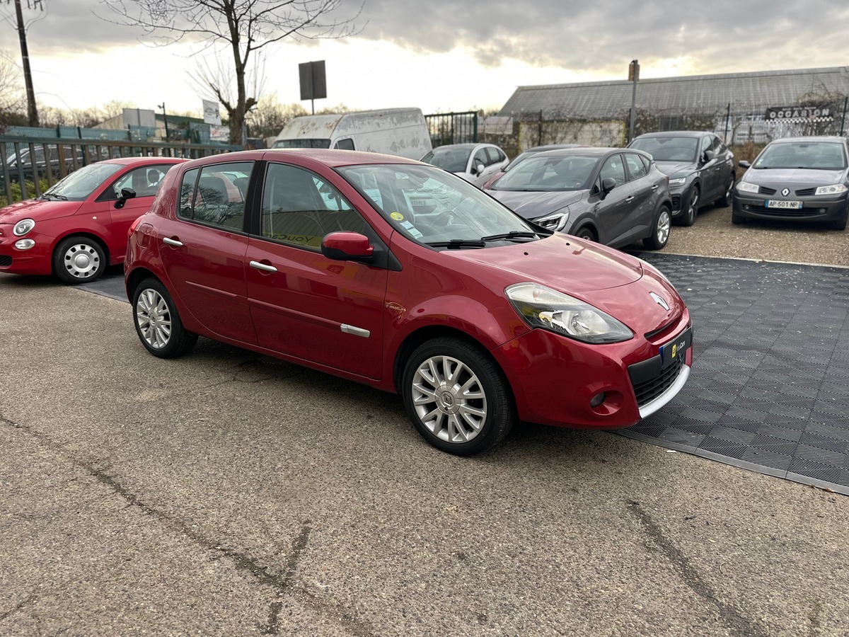 RENAULT Clio Phase 2 1.2 TCe 101 cv COURROIE OK  - RIEN A PREVOIR - CLIM AUTO - IDEAL JEUNE PERMIS