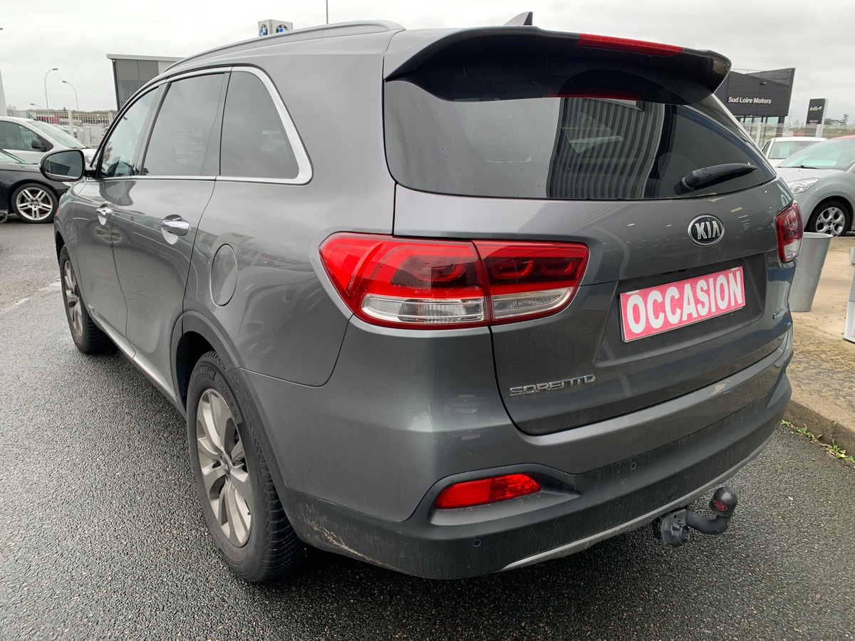 Kia Sorento 200 ch | Premium | 7 Places | AWD | Toit ouvrant panoramique | GPS | Régulateur vitesse
