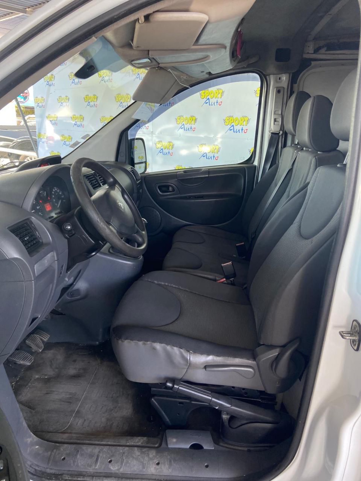 Peugeot Expert 2.0 L 130CH 3 PLACES SPORT AUTO