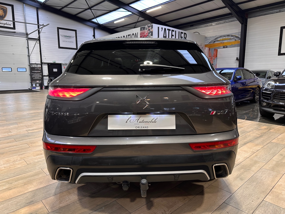 DS Ds7 Crossback 225 ch e-Tense Performance Line Plus / ATTELAGE / HI-FI FOCAL / TOIT PANO /CARPLAY