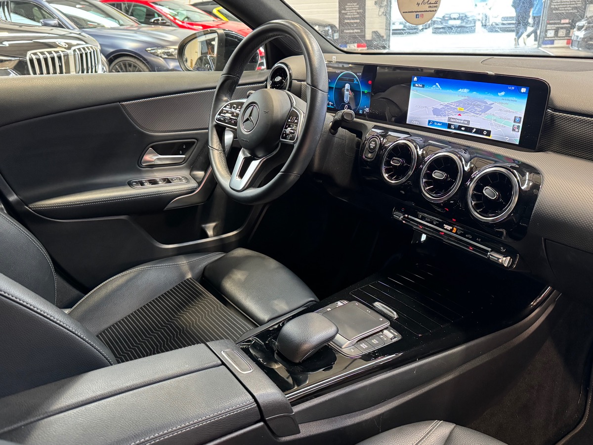 Mercedes-Benz Classe A 200 PROGRESSIVE LINE 163CV 7G-DCT 1ERE MAIN c