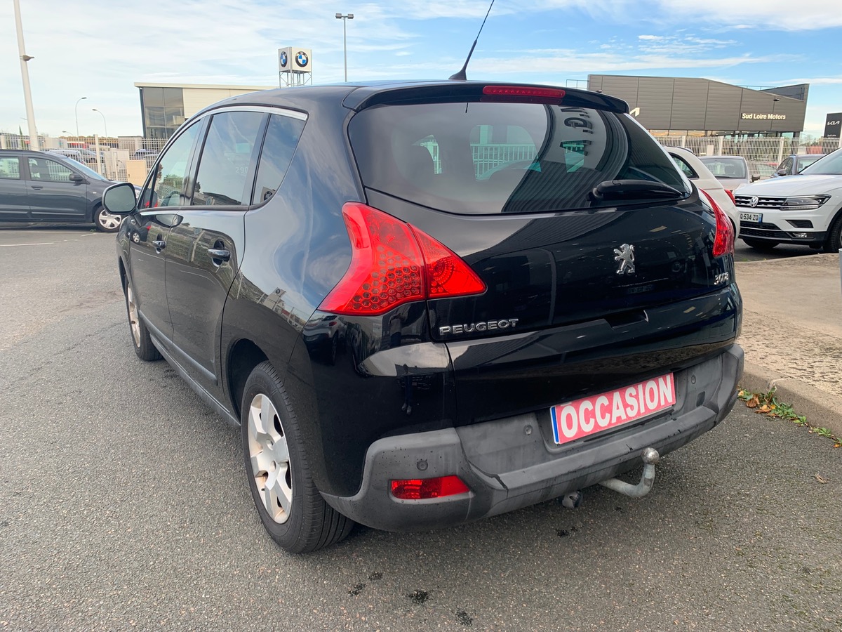 Peugeot 3008 115 ch | GPS | Bluetooth | Régulateur de vitesse | Sièges rang 2 rabattables à plat