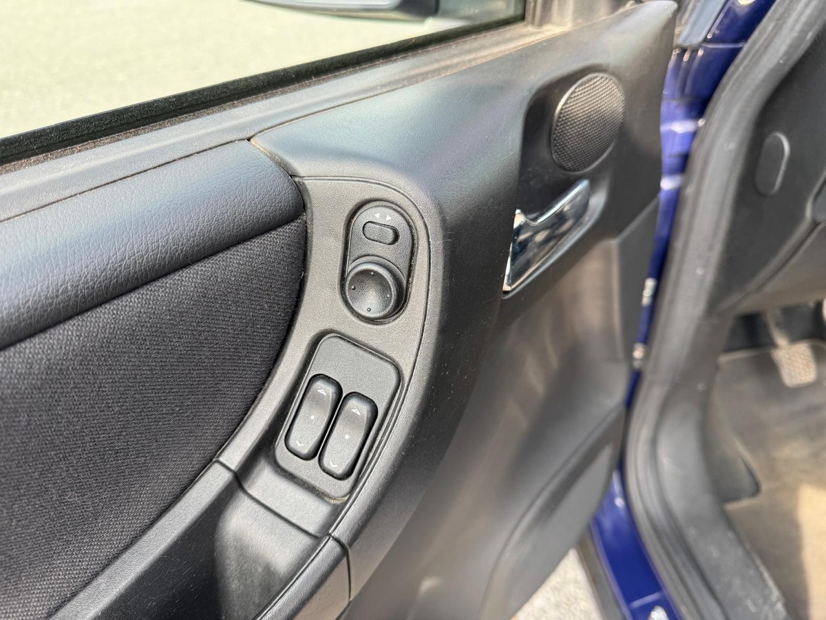 Opel Zafira 1.6 100- 7 places - Disneyland-Garantie