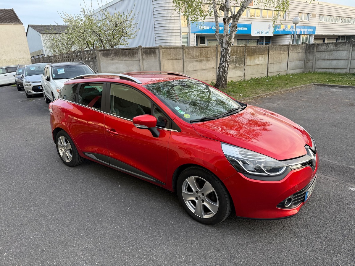 RENAULT Clio IV ESTATE 1.5 DCI 90 CV Intense 4XCBLeut
