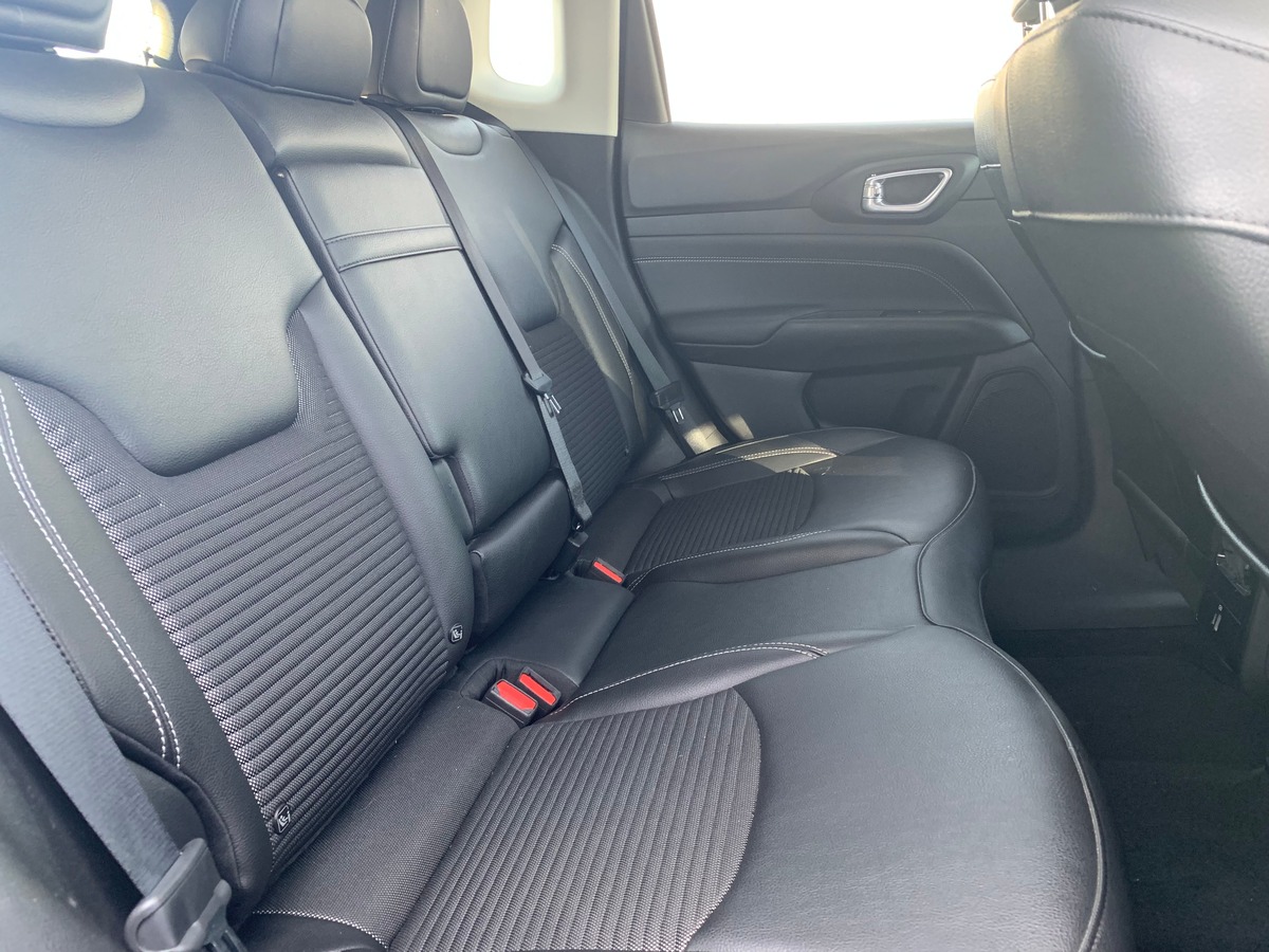 Jeep Compass 130 | (2) 1.6 MJET | Night Eagle | Attelage | GPS | Régulateur vitesse | Apple car Play