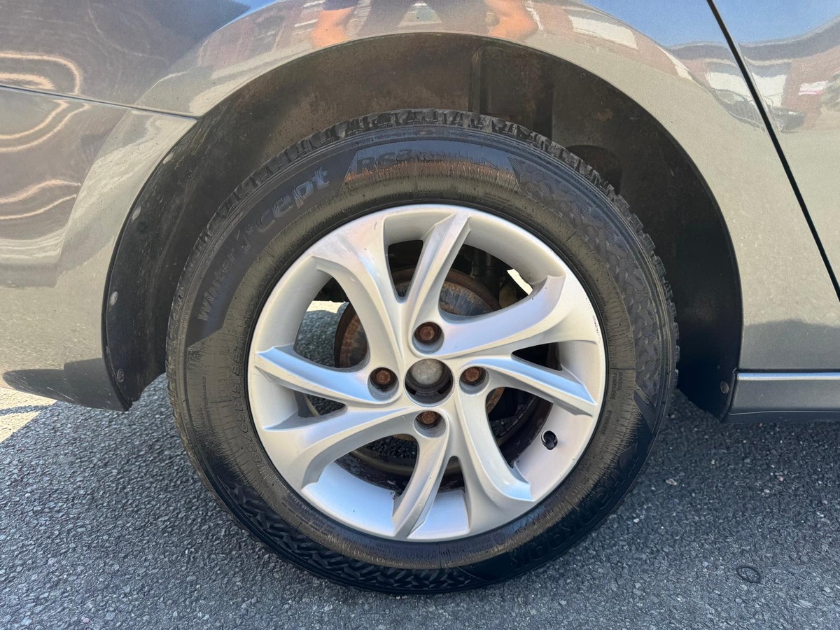 Citroën C-Elysée 1.6 blue-hdi 100ch Confort